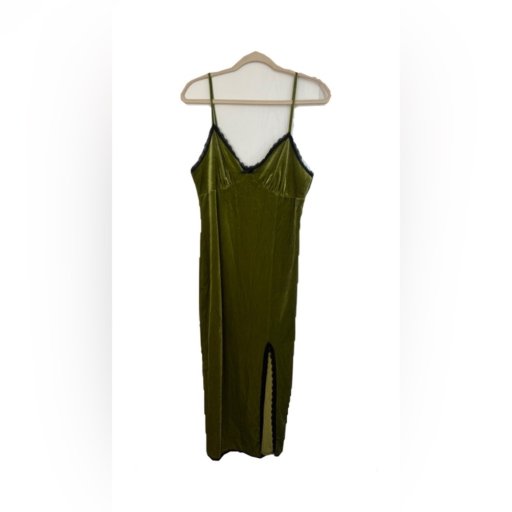 Forever 21 Green and Black Midi Dress with Black Lace Trim